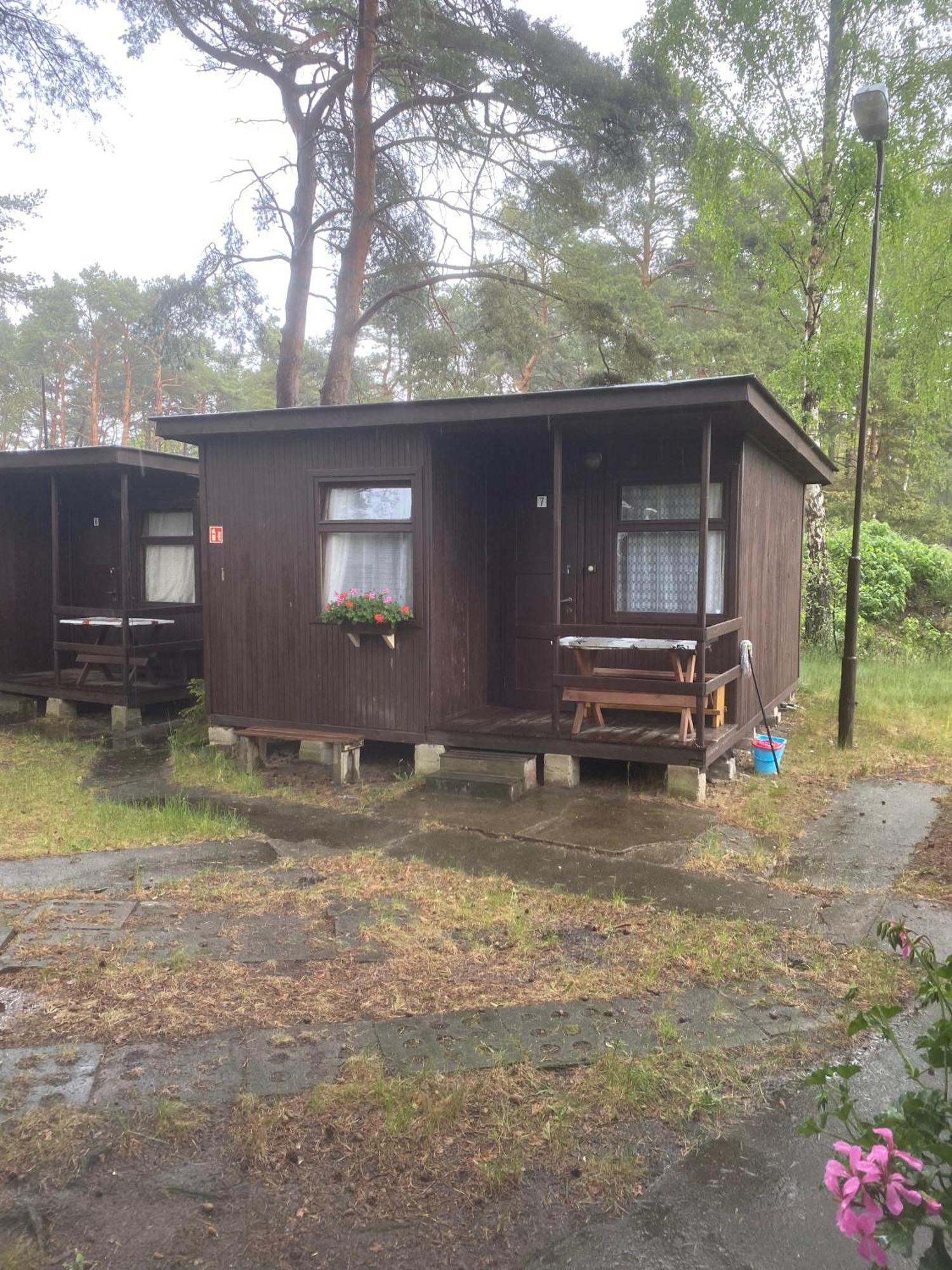 Domki Szumi Las Mrzezyno Luaran gambar