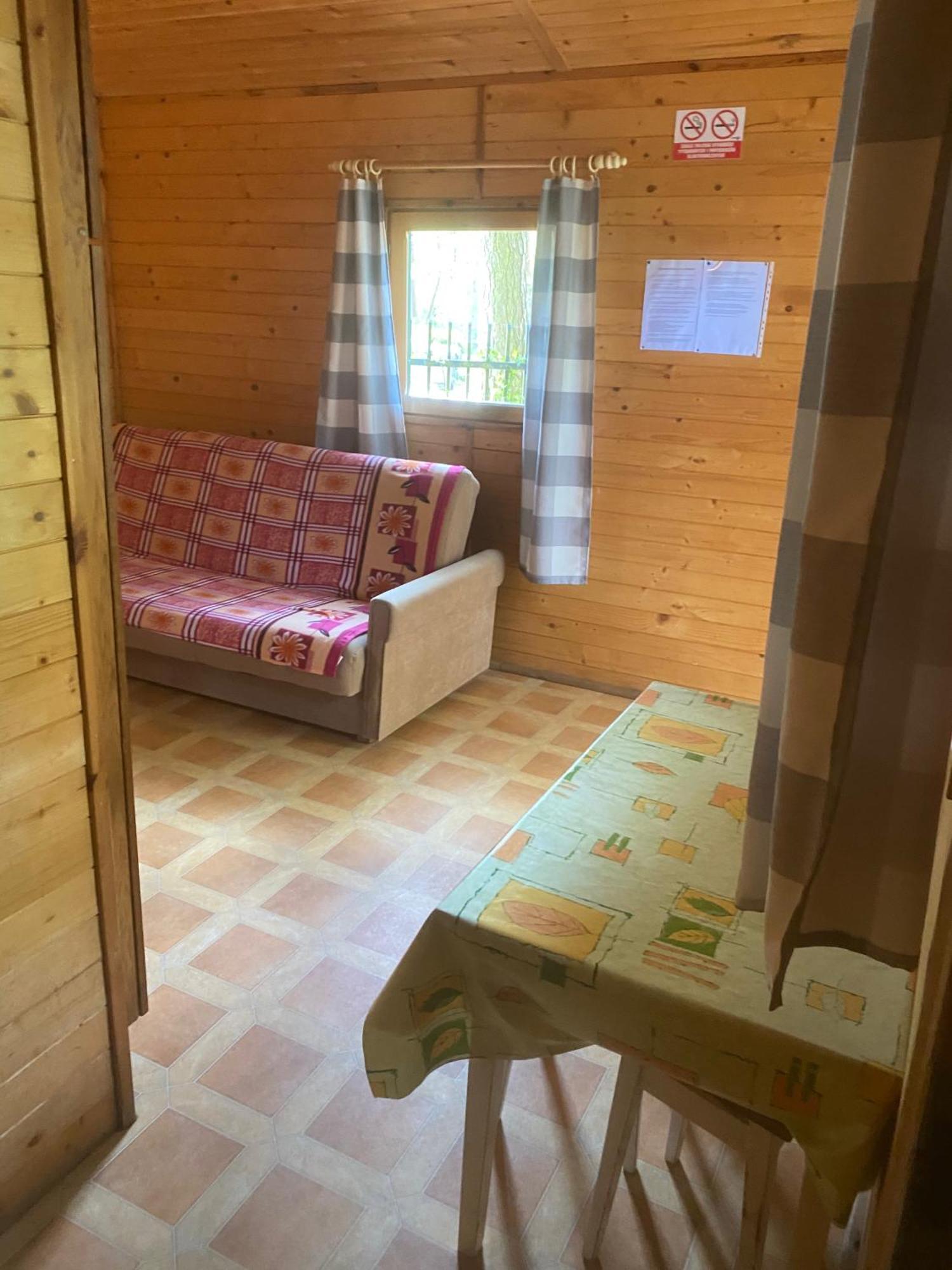 Domki Szumi Las Mrzezyno Luaran gambar